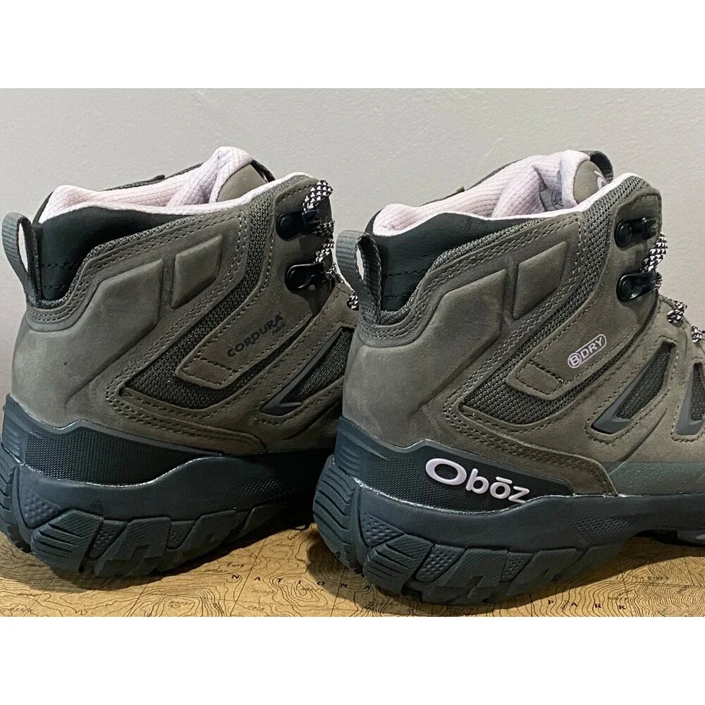 NEW Oboz Sawtooth X Mid Women’s Hiking Boots Shoes #24002 Charcoal Waterproof